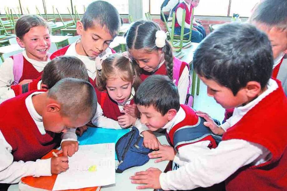 Para combatir la inequidad, aseguran los expertos, es necesario encontrar modelos pedagógicos diferentes. / Archivo