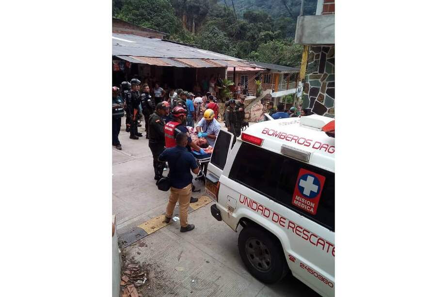 Los socorristas pedirán apoyo a las ambulancias de Cali y trasladar a las personas.
/ Cortesía