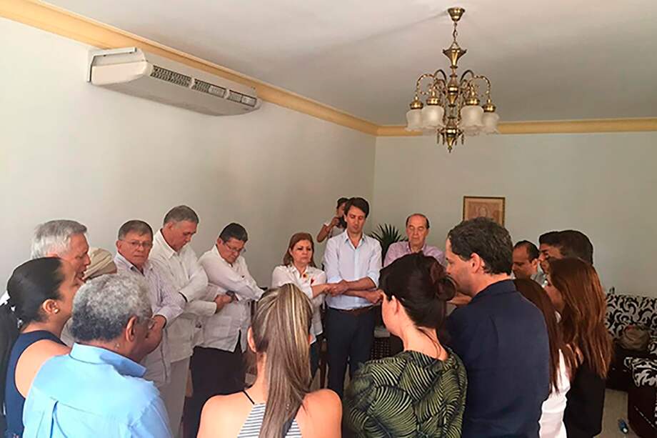 Encuentro de familiares de los diputados del Valle asesinados y comandantes de las Farc. / Ómar Nieto