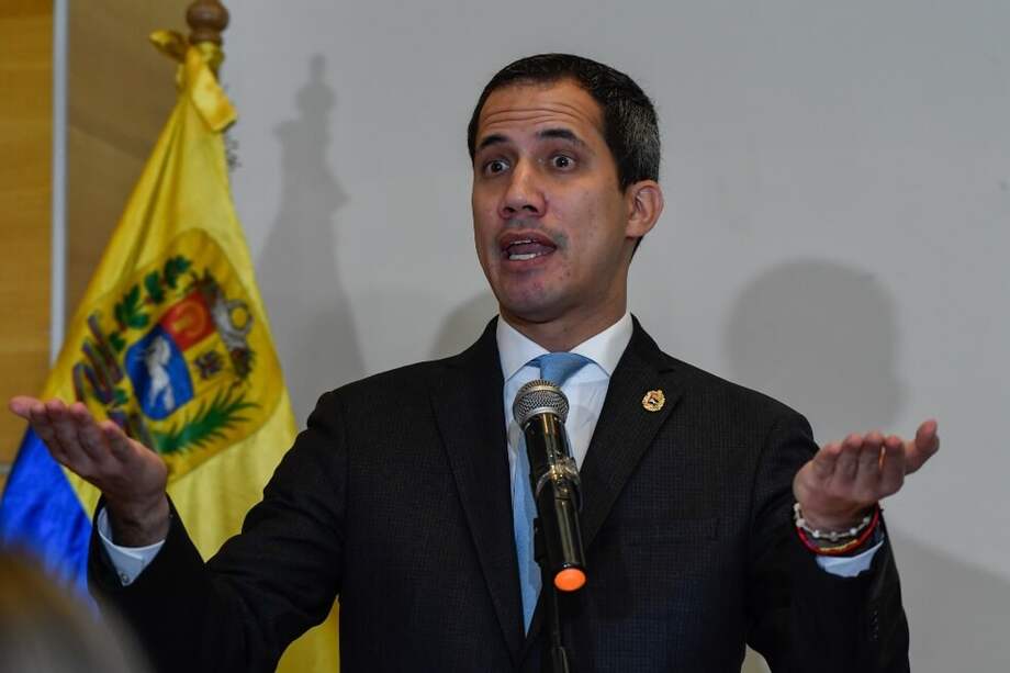 Juan Guaidó durante la rueda de prensa de hoy en Caracas. / AFP