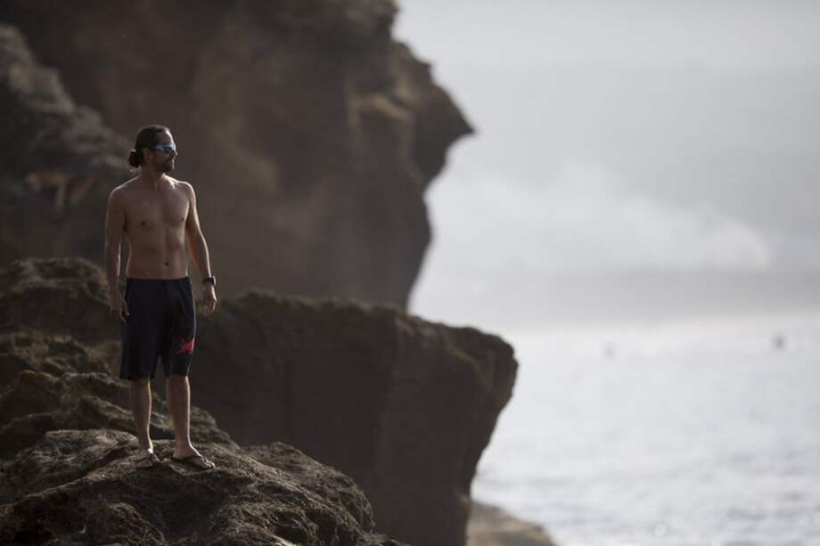 Orlando Duque, a volar sobre la Ría de Bilbao