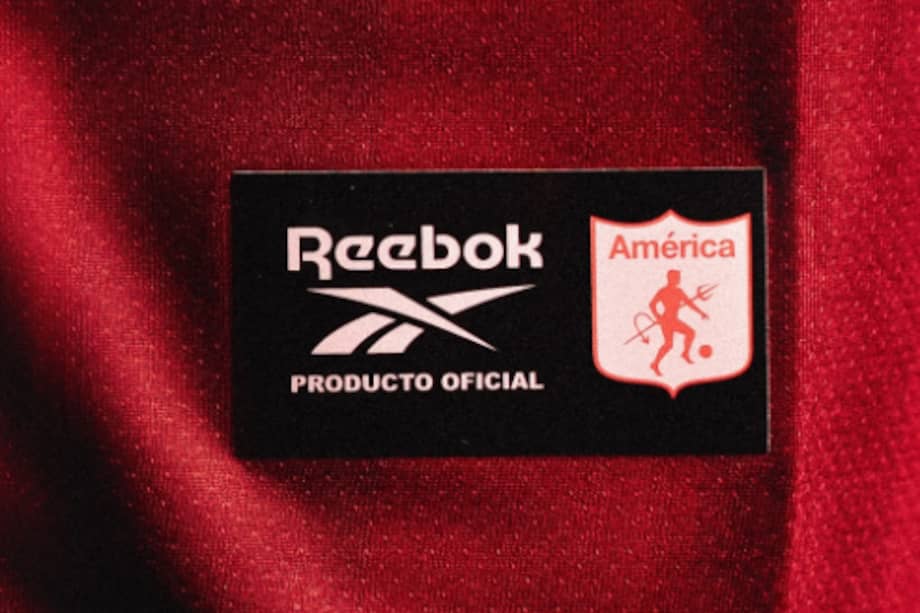 América de Cali anunció su nueva sociedad con la marca Reebok.