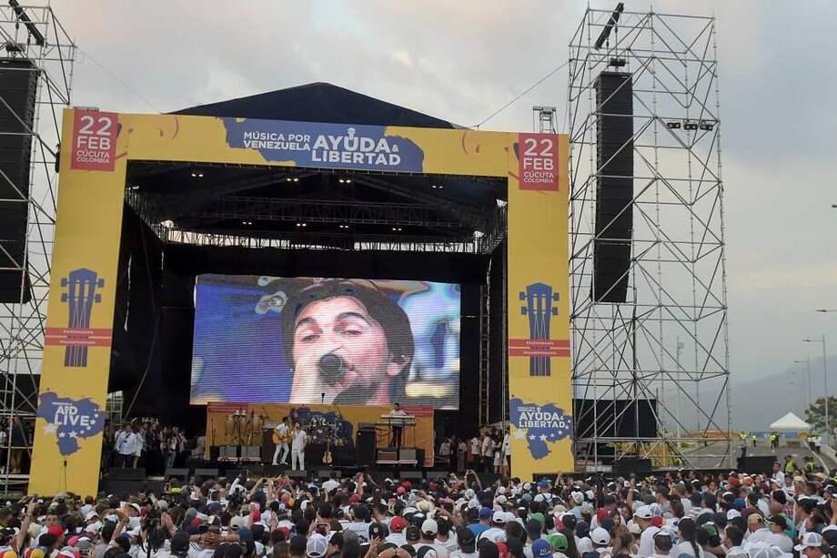 Concierto realizado en la frontera entre Colombia y Venezuela el pasado 22 de febrero, organizado por la Fundación Aid Live. / AFP