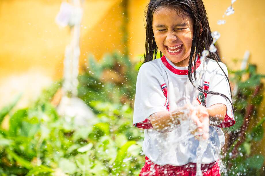 Las centrales hidroeléctricas suplen el 70 % de la demanda energética del país.