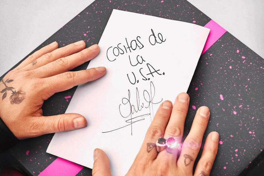 “Cositas De La USA” fue producida por The Rude Boyz (Kevin ADG y Chan El Genio) y escrita por Maluma con Edgar Barrera, Andres Uribe, René Cano, Kevin Mauricio Jiménez, Bryan Snaider Lezcano y Justin Quiles.