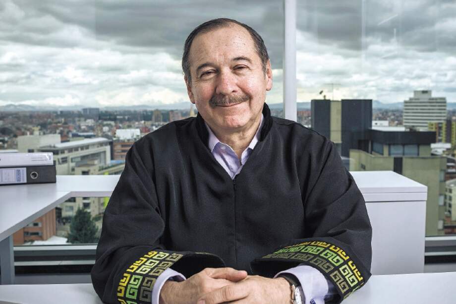 Eduardo Cifuentes Mun~oz, magistrado JEP ?