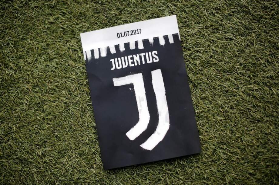 Nuevo escudo de la Juventus. Foto: AFP