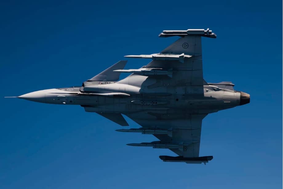 El pasado 19 de noviembre, la Contraloría solicitó al ministro de Defensa entregar el expediente contractual del acuerdo con Saab.