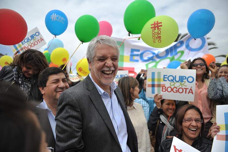 Enrique Peñalosa lanzó ayer su tercera candidatura consecutiva a la Alcaldía. / Cristian Garavito