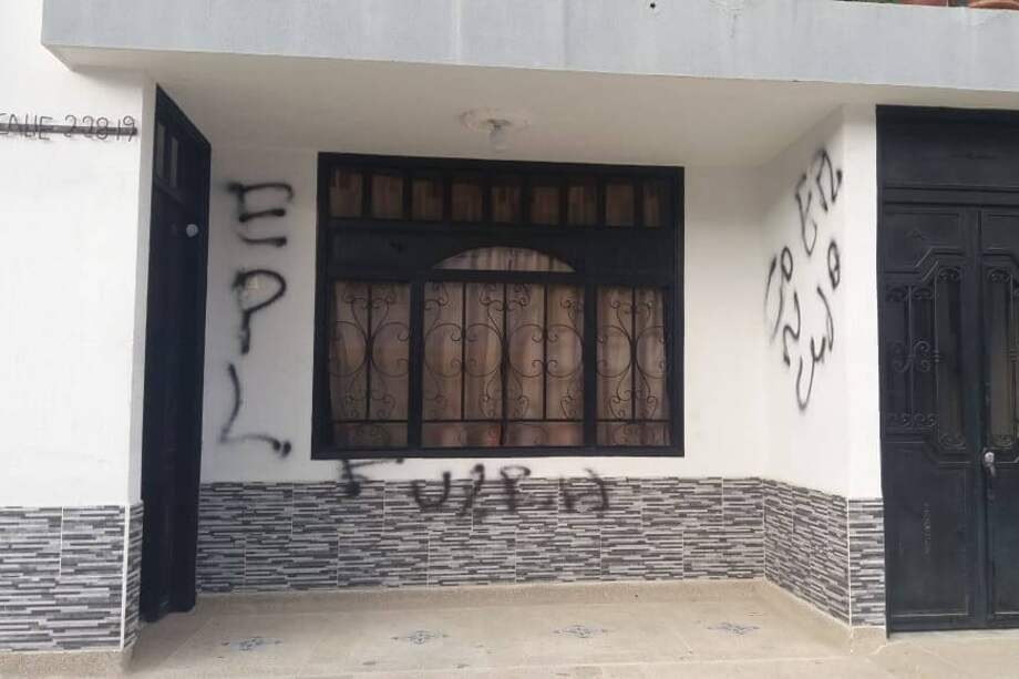 Así quedó la fachada de la casa del concejal en Ocaña. / Cortesía