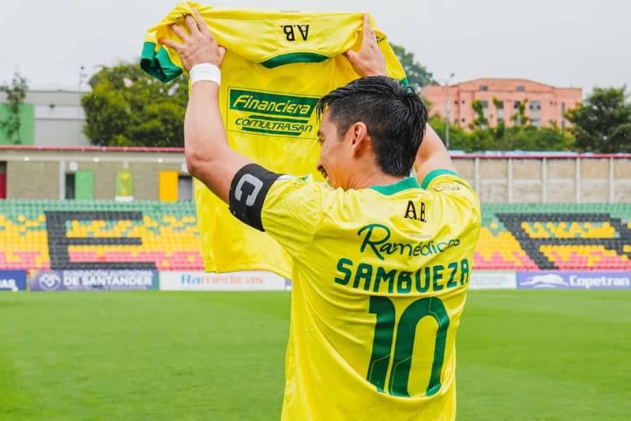 El argentino Fabián Sambueza es uno de los máximos referentes históricos del Atlético Bucaramanga.