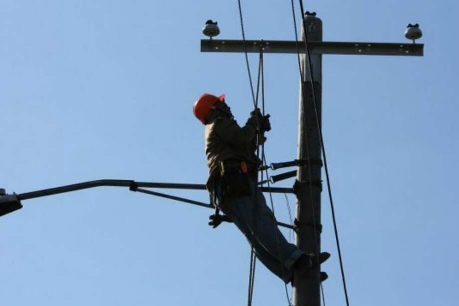 FMI llama a reducir subsidios a la energía