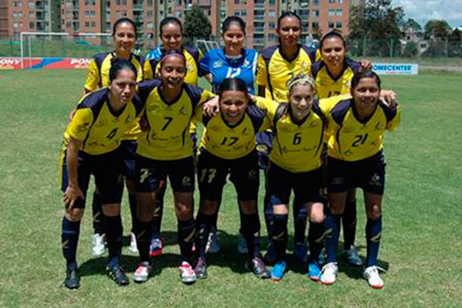 Este es el equipo femenino de fútbol que representará a Colombia en la copa Libertadores Femenina 2012 / Cortesía Prensa FCF