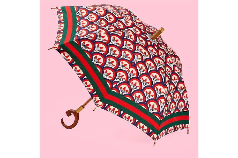 Así es la sombrilla de lujo que no es resistente al agua y vale más de 5 millones