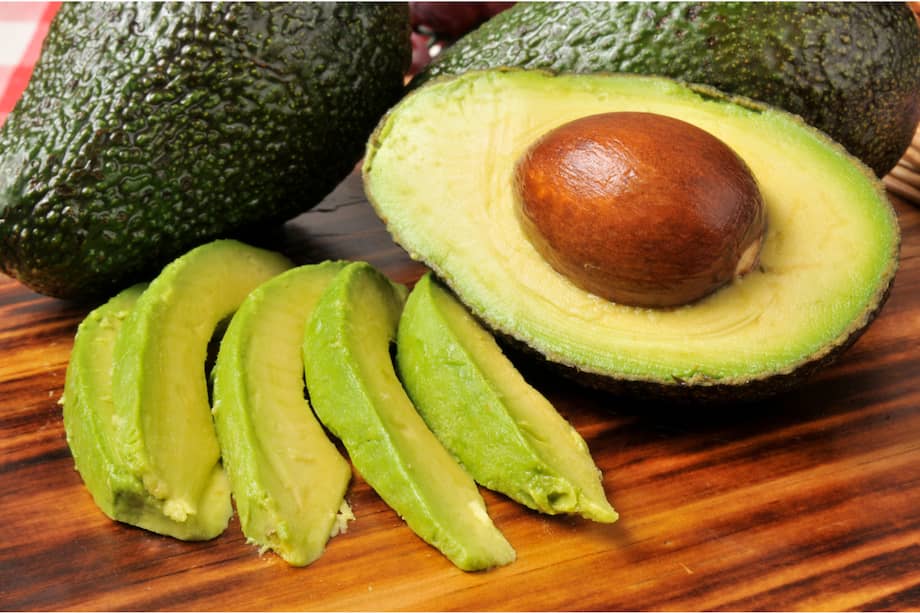 El aguacate es más que una moda gastronómica: es un alimento denso en nutrientes que ofrece beneficios relevantes para quienes entrenan en resistencia.