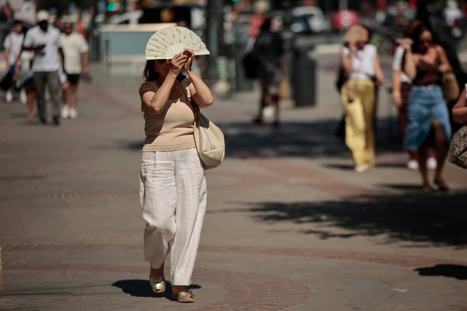 La OMM dice que para el periodo septiembre-noviembre de 2026, hay una mayor probabilidad de temperaturas superiores a lo normal en casi todas las zonas terrestres. EFE/Biel Aliño