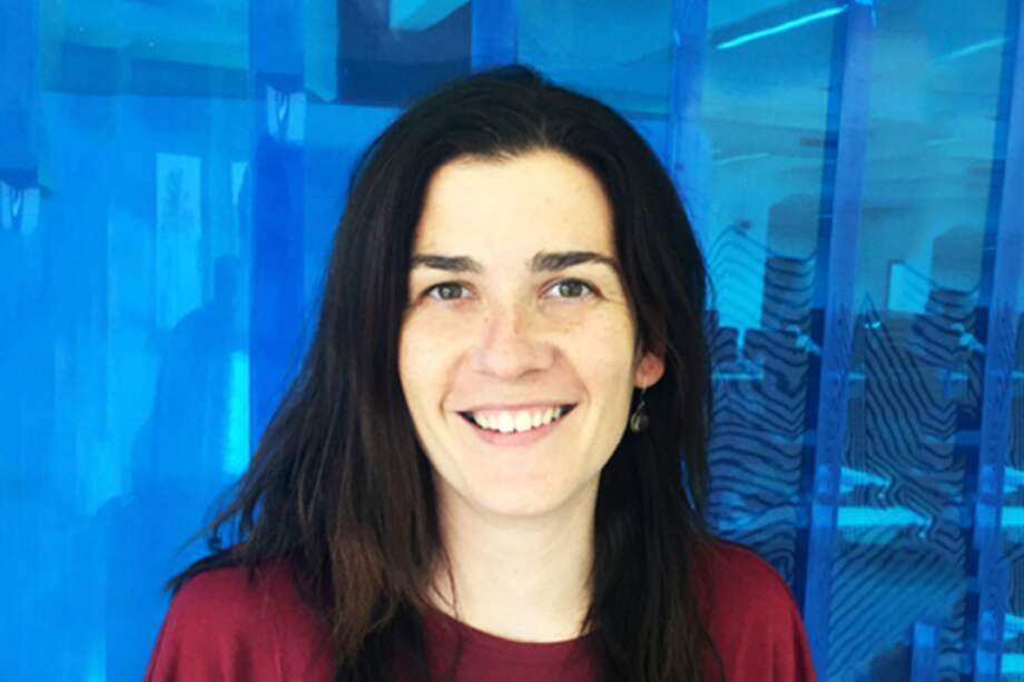 Esther García Garaluz es cofundadora de la firma Eneso, que desarrolla dispositivos para personas con discapacidad. / MIT Technology Review