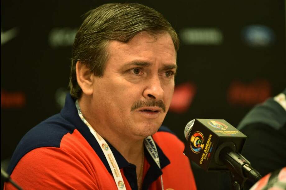 Óscar Ramírez, técnico de la Selección de Costa Rica. Foto: AFP