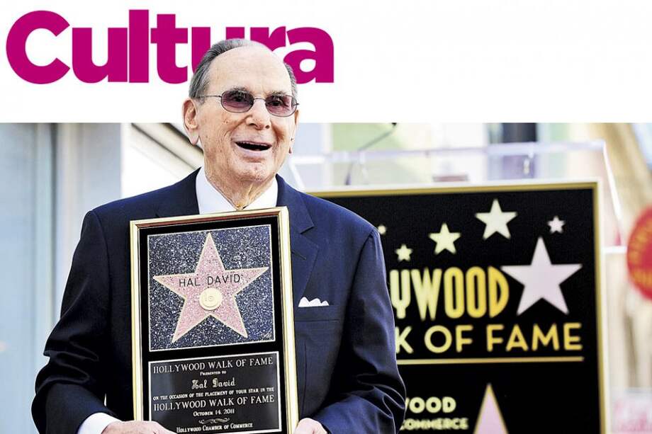 Hal David recibió su estrella en el paseo de la fama de Hollywood en 2004. / AFP
