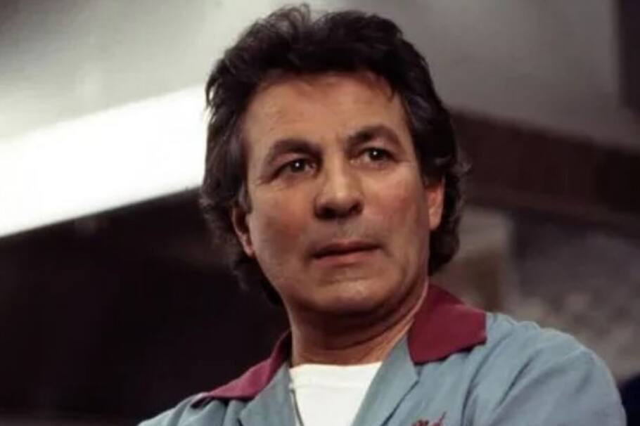 Joe E tata se hizo famoso como Nat el propietario de El Merendero en Beverly Hills 90270