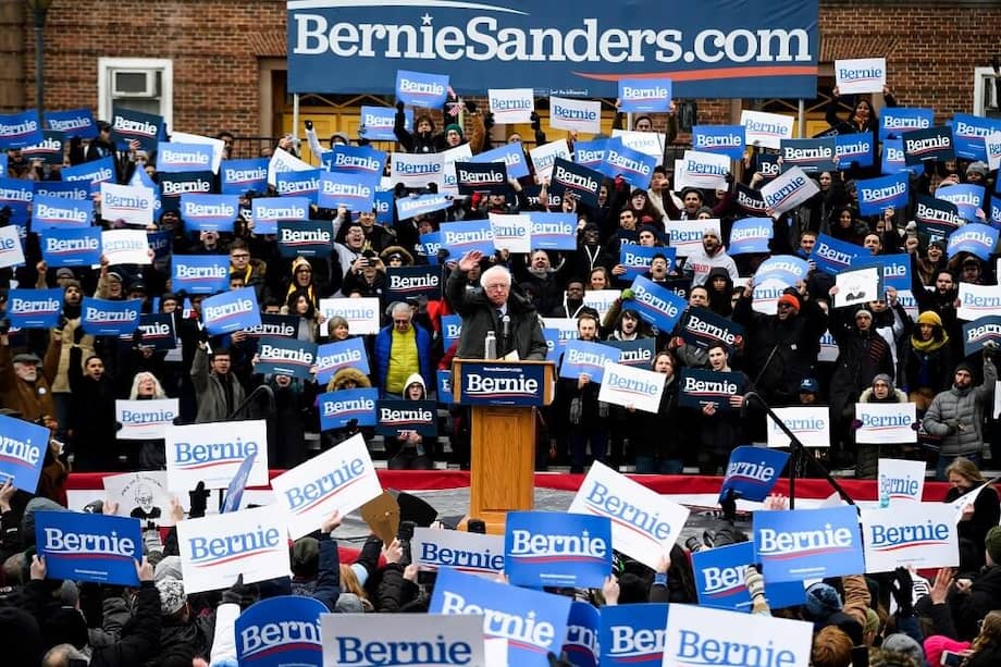 El senador demócrata Bernie Sanders es uno de los precandidatos a la Presidencia de EE. UU. / AFP