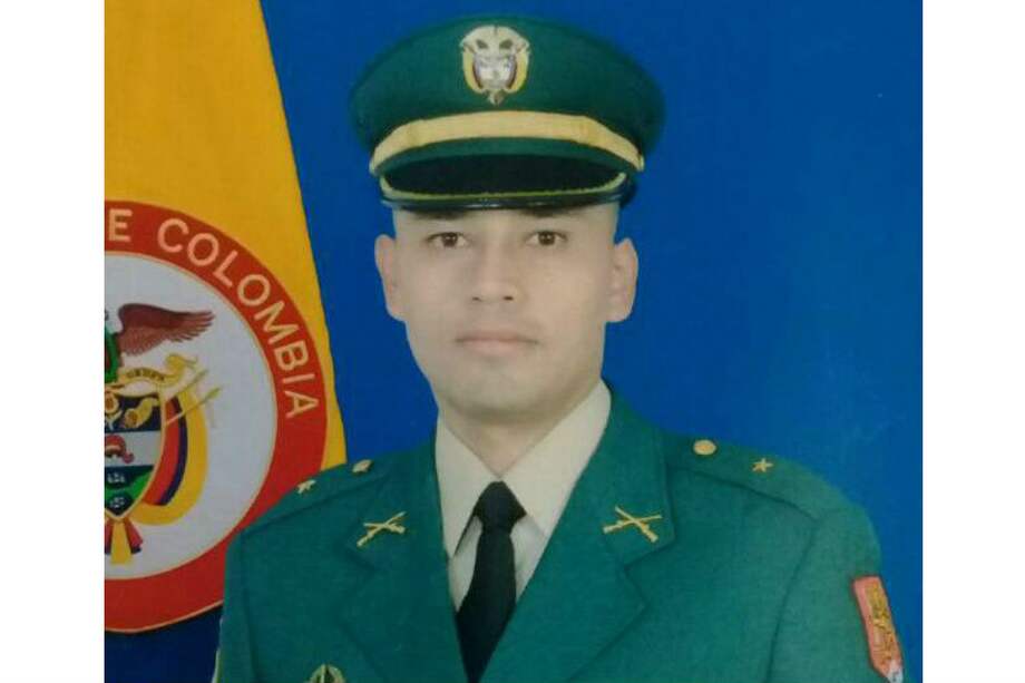 Debido a la gravedad de las heridas, el subteniente Andrés Felipe Cortes Díaz perdió la vida, pese a los esfuerzos de sus compañeros. / Ejército Nacional