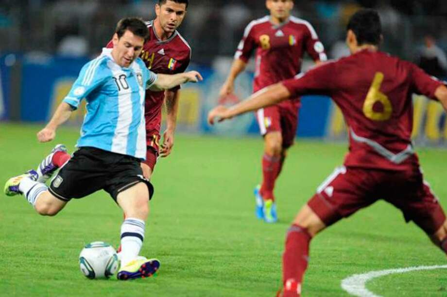 Argentina, a vencer a Venezuela para asegurar cupo a Brasil 2014