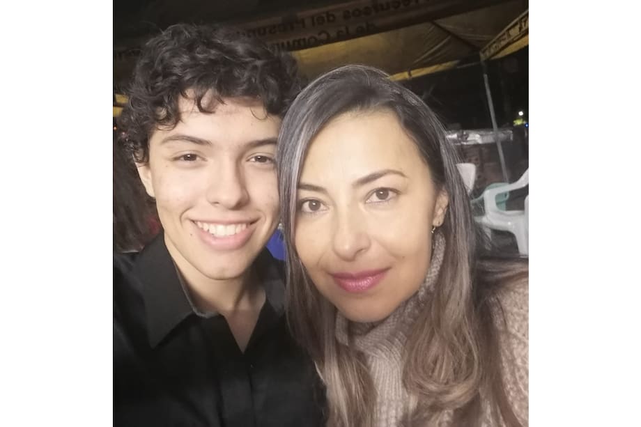 Madres en un mundo de silencio: así se enfrenta la maternidad con pérdida auditiva