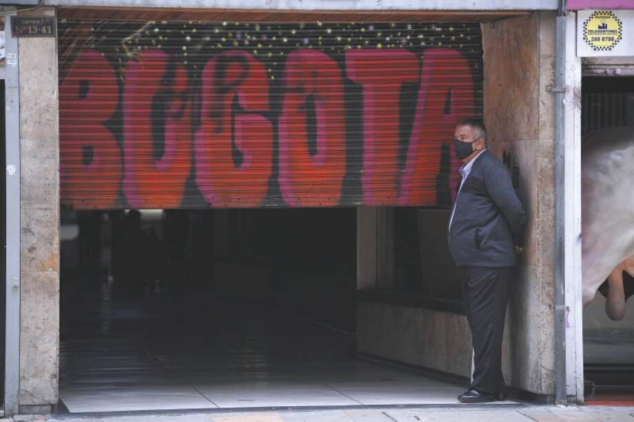 La información sobre una nueva cuarentena en Bogotá es falsa y corresponde a información de julio de 2020.