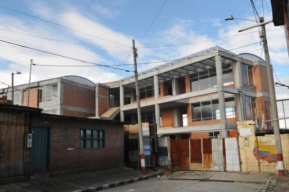 Muchas de las más costosas demandas contra la SED provienen de constructores de colegios. / Archivo