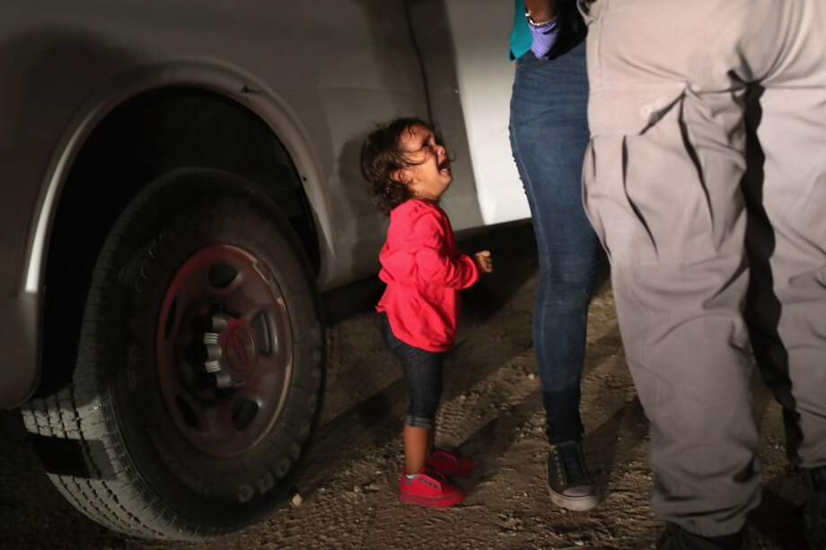 La imagen de la niña le ha dado la vuelta al mundo. / John Moore/Getty Images/AFP