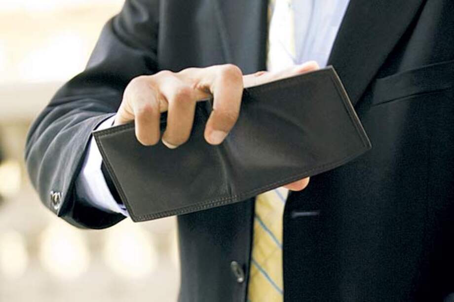 Proponen acabar con cobros de reconexión de los servicios públicos