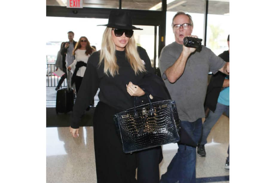 Khloé Kardashian paseó por Cleveland tomada de la mano de Tristan Thompson. / Cortesía