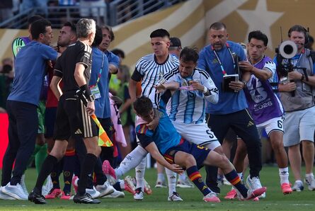 La pelea entre Argentina y España tras la final del Mundial que no mostró la TV: video