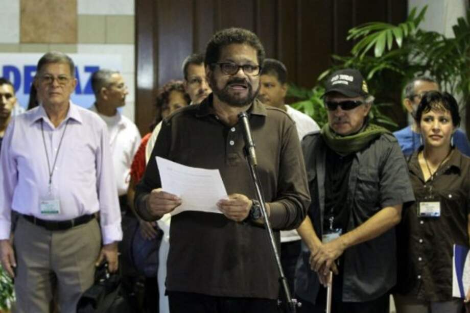 Iván Márquez lee un comunicado desde La Habana, Cuba/ EFE