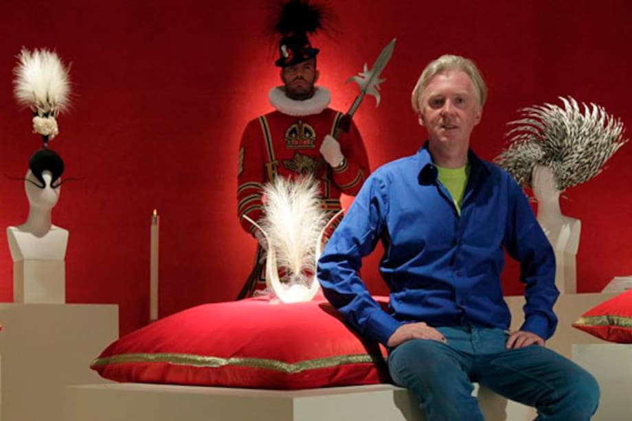 "La mujer latina tiene más sentido de la vida" Philip Treacy