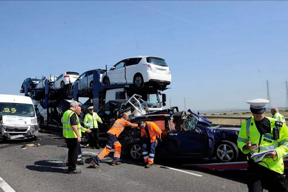 Más de 100 vehículos chocan en Inglaterra y dejan 68 heridos