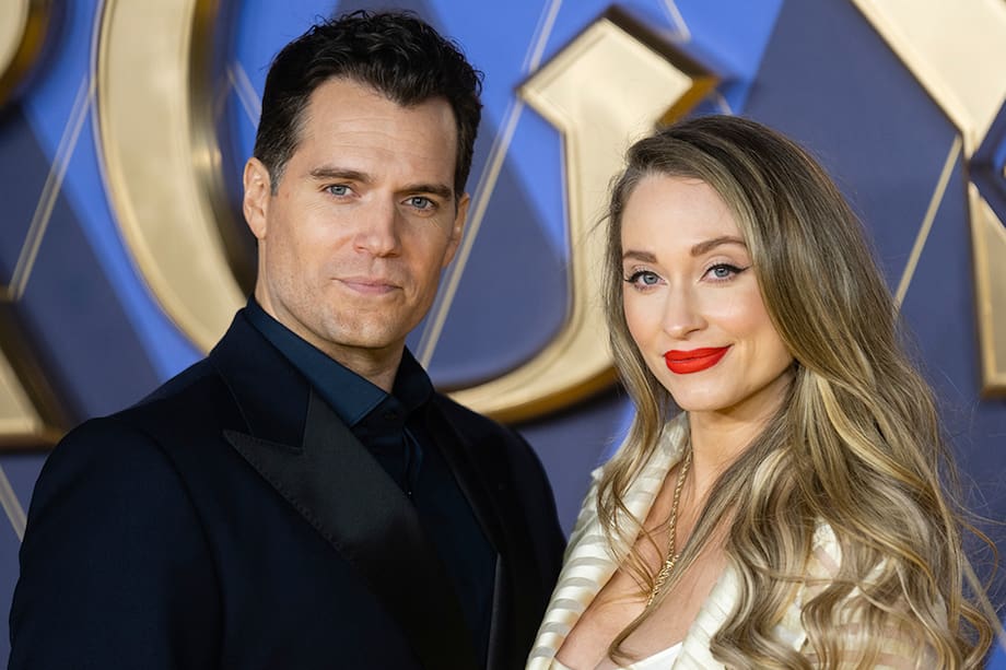 Natalie Viscuso, la novia del actor de ‘Superman’ fue captada luciendo una prominente barriguita de embarazada. “Se nos rompió el corazón”, dicen algunas fanáticas de Cavill.