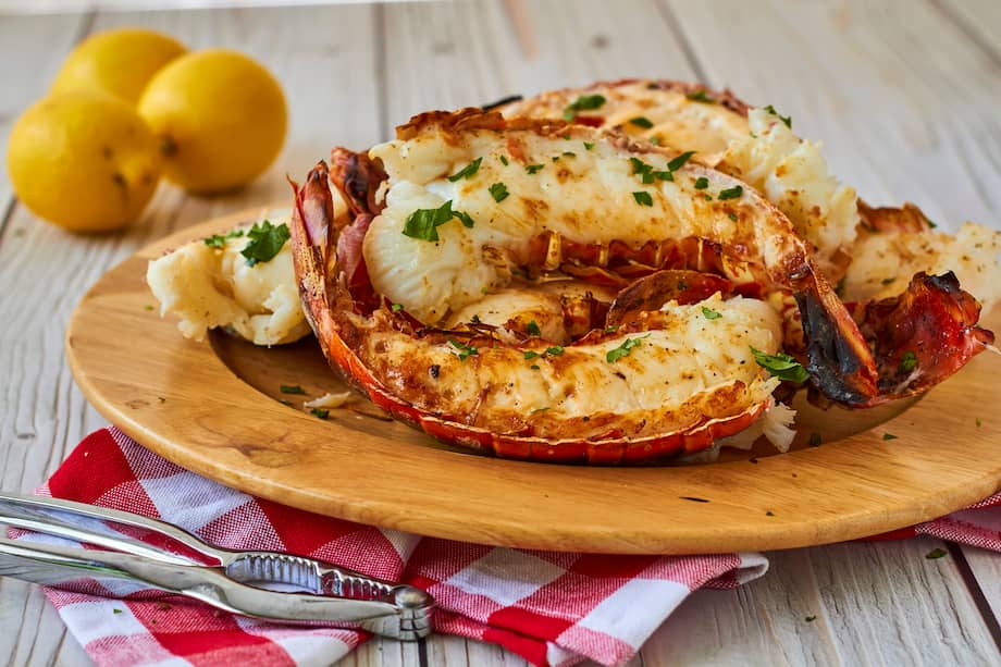 Estas colitas de langosta serán las mejores exponentes de la gastronomía del Caribe en tu mesa.
