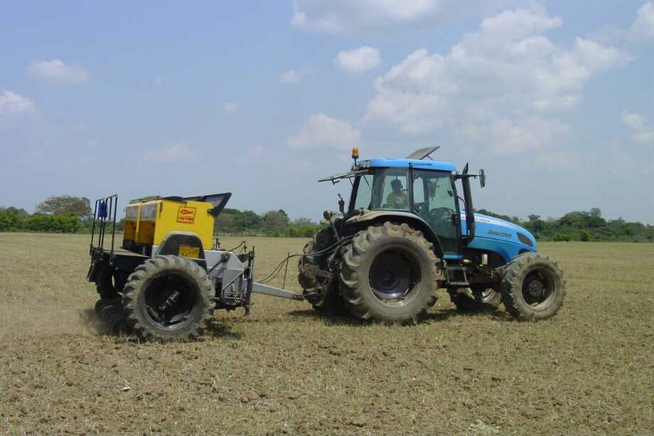 Según fuentes del sector arrocero, el hecho de que los molinos Diana y Roa tengan el 60% del mercado en su poder ha puesto a los productores contra las cuerdas. / La República
