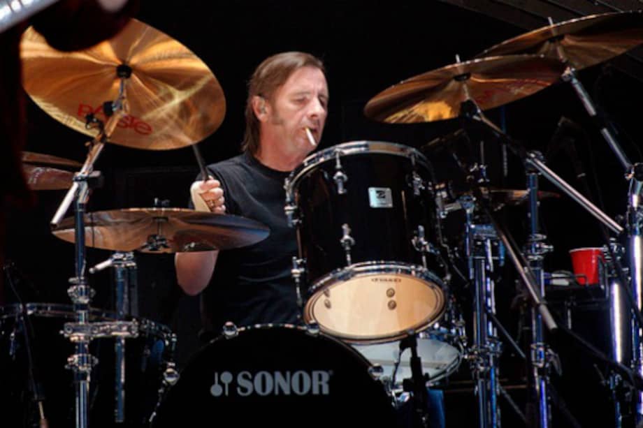 Phil Rudd, baterista del grupo AC/DC.