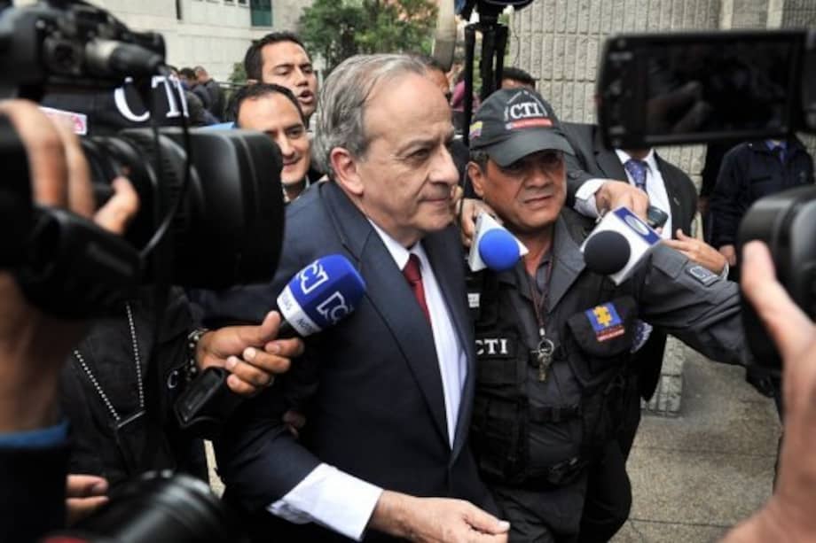 Víctor Pacheco firmó preacuerdo con la Fiscalía General