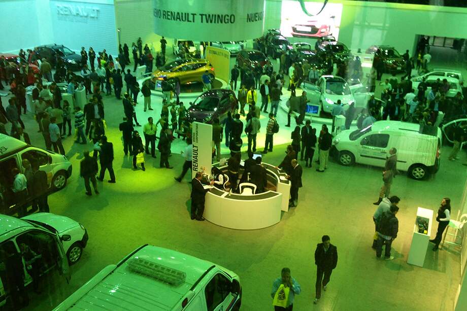 Los mejores pabellones y stands del Salón del Automóvil 2012
