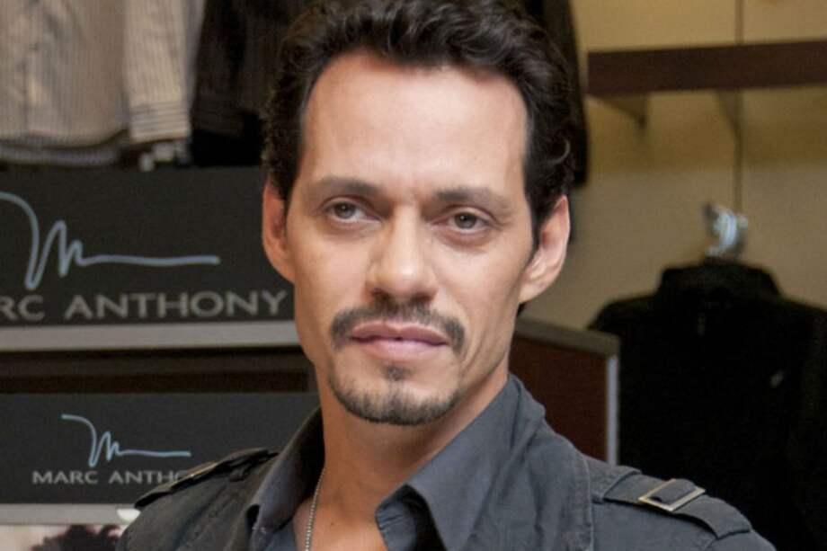 Marc Anthony acusa a su exesposa de "mantener relaciones" con un hombre casado