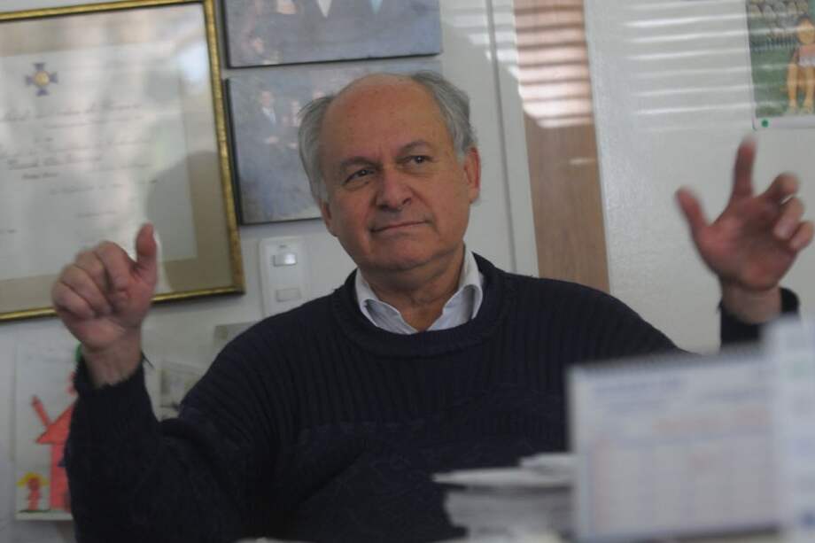 El científico colombiano Manuel Elkin Patarroyo. / Óscar Pérez - El Espectador