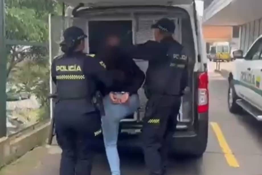 Mujer es sorprendida con circular roja en Chapinero.