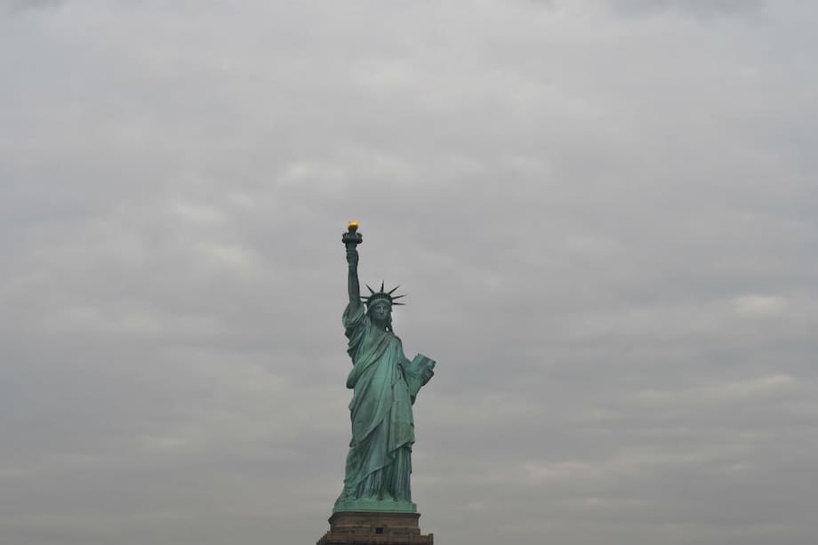 Mihaela Noroc en las calles de Nueva York. / Fotos: Reproducido con permiso de Atlas of Beauty por Mihaela Noroc, copyright (c) 2017.