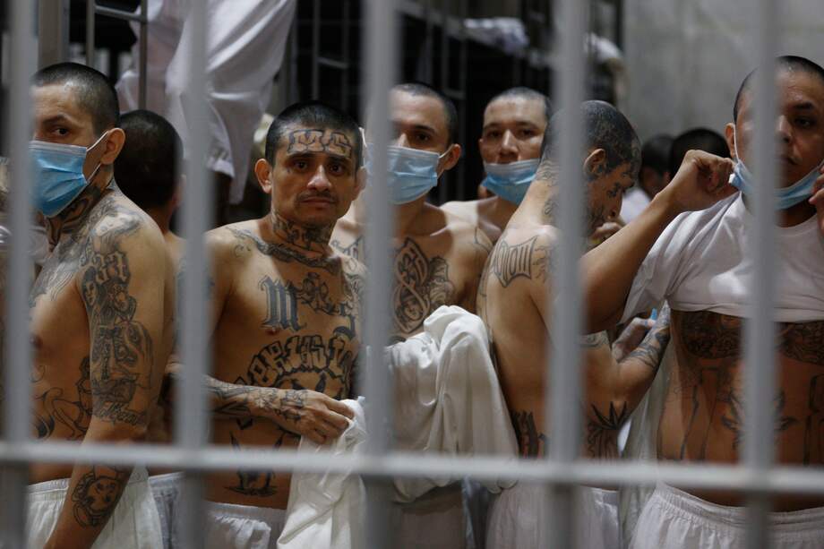 “Unas empresas dan visto bueno para deportar, un país-prisión recibe”: Pascual Gaviria