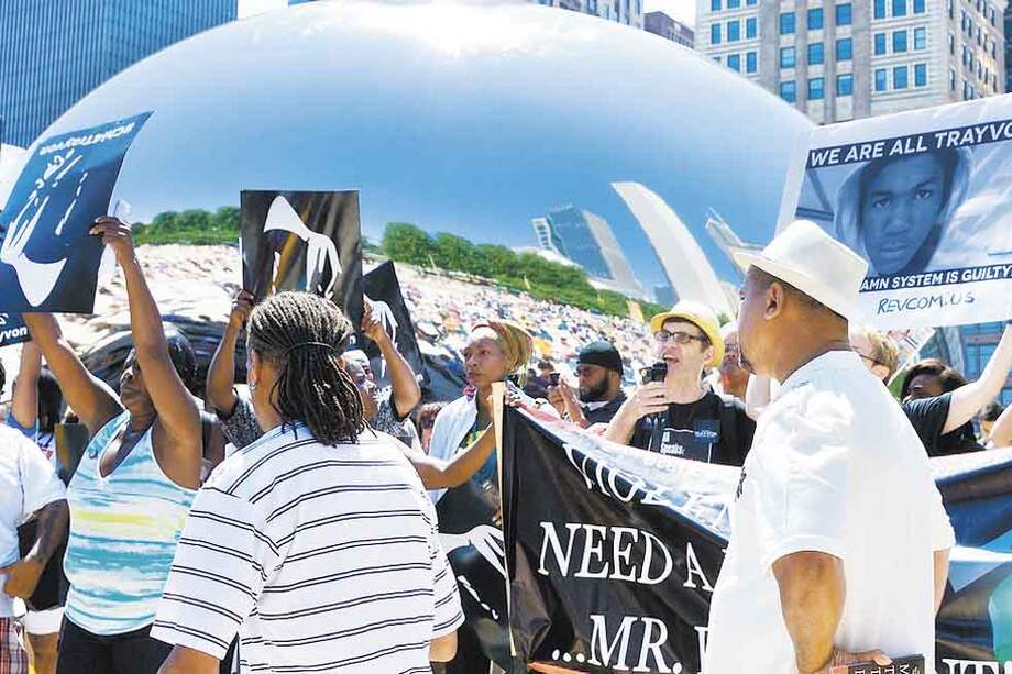 Cientos de personas protestaron en Chicago. / AFP