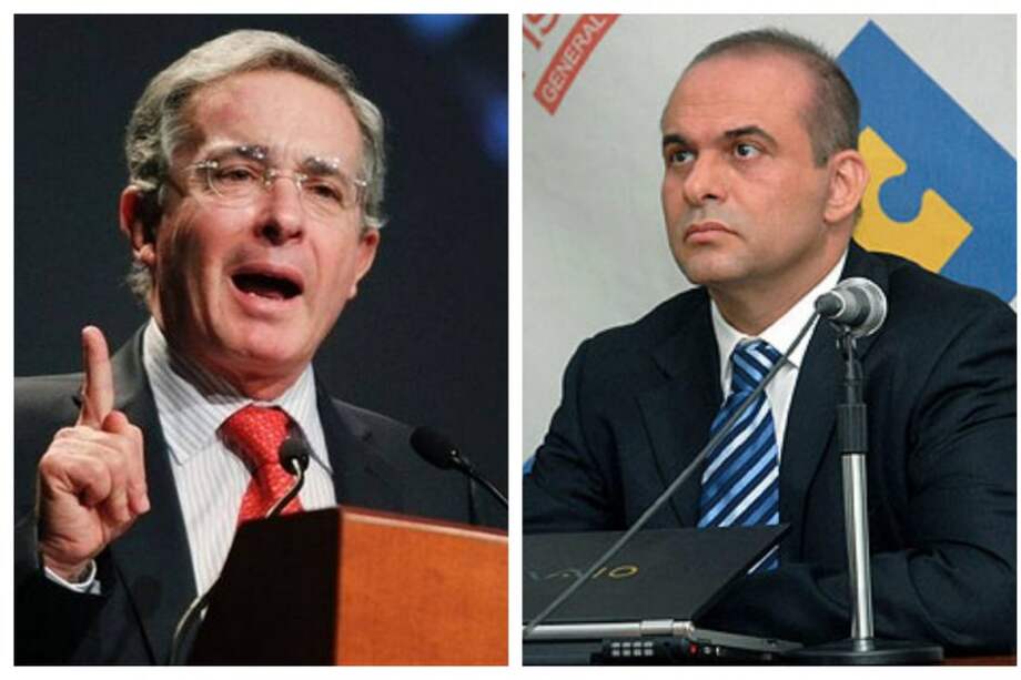"Nunca tuve reuniones con los paramilitares": Uribe